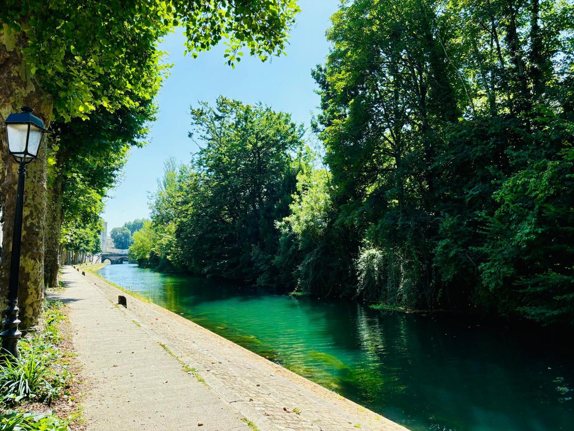 La Maison Du Parc, Charme Et Tranquillite นีออร์ ภายนอก รูปภาพ